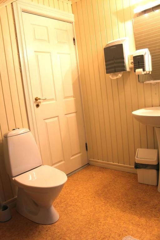 אקורירי Gula Villan Guesthouse מראה חיצוני תמונה