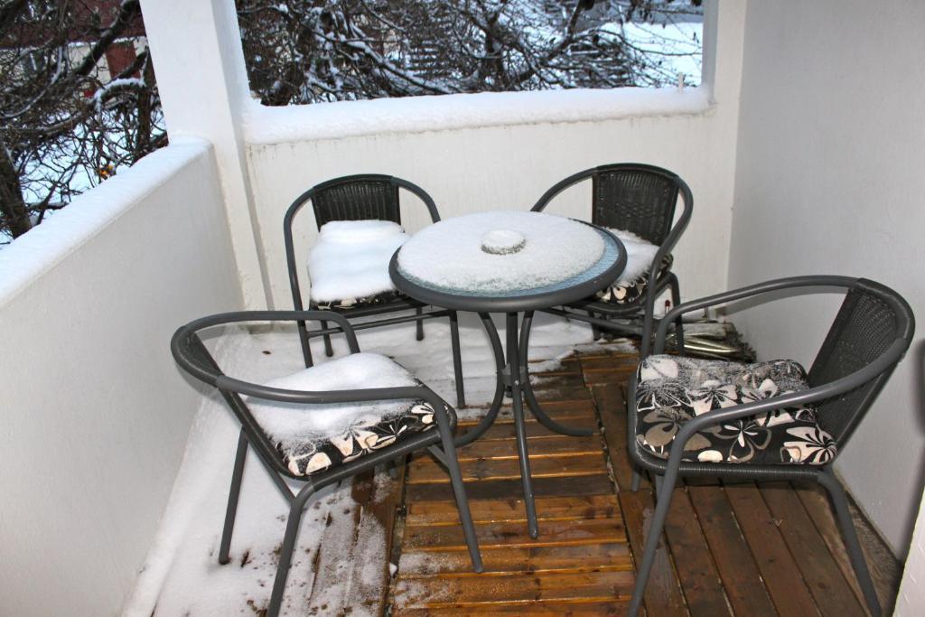 אקורירי Gula Villan Guesthouse מראה חיצוני תמונה