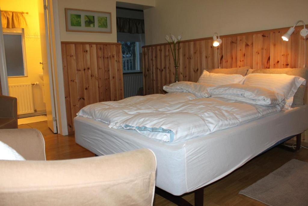 אקורירי Gula Villan Guesthouse מראה חיצוני תמונה