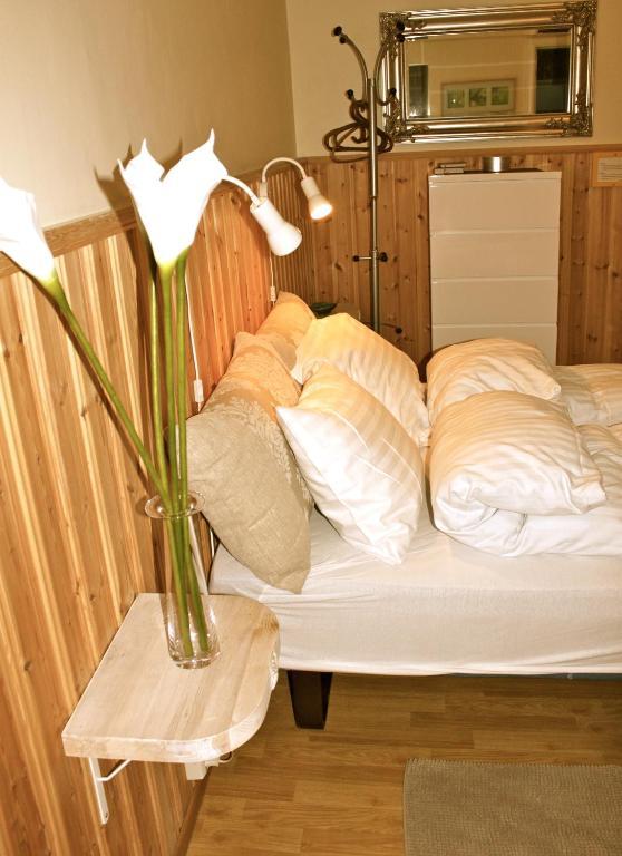 אקורירי Gula Villan Guesthouse מראה חיצוני תמונה