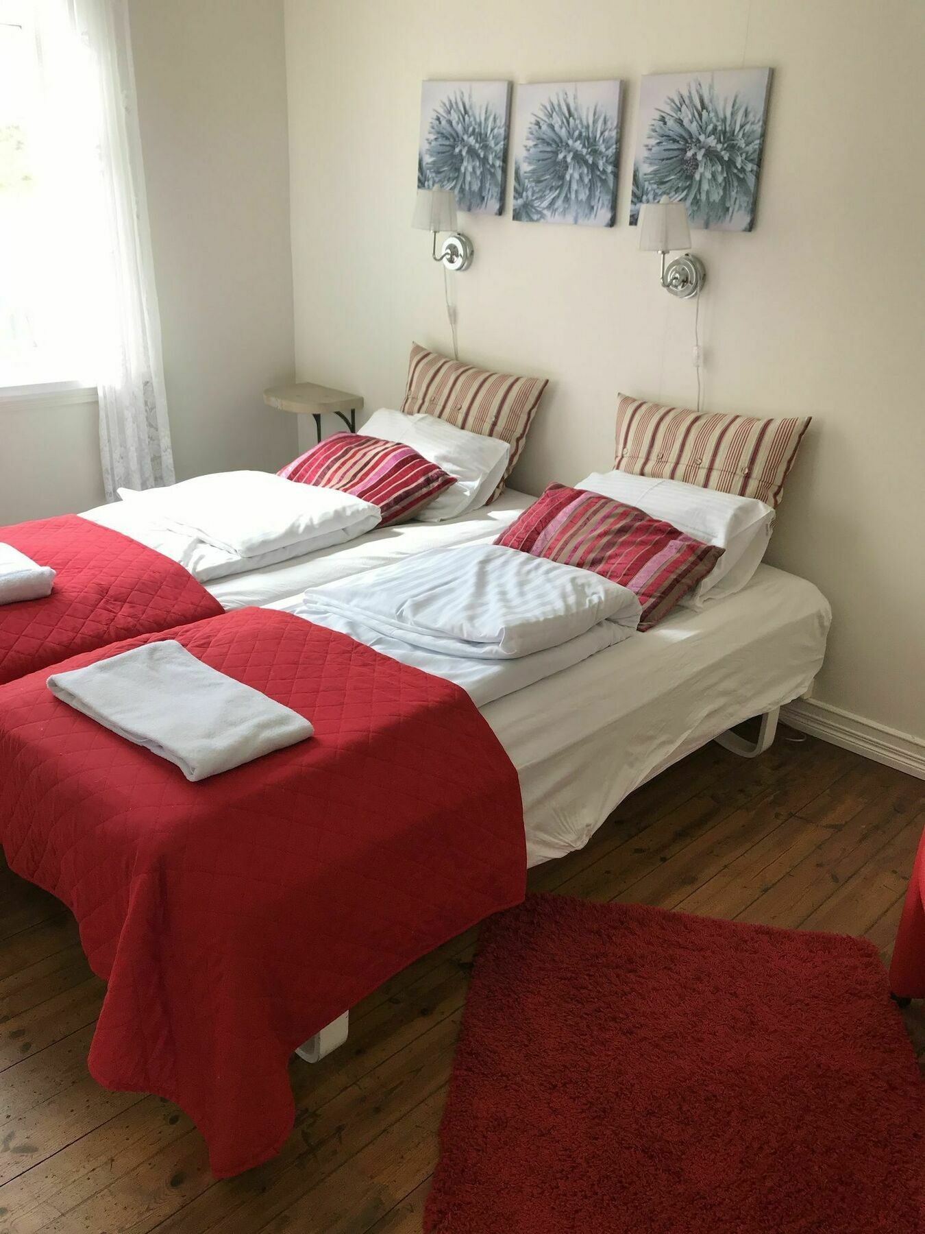 אקורירי Gula Villan Guesthouse מראה חיצוני תמונה